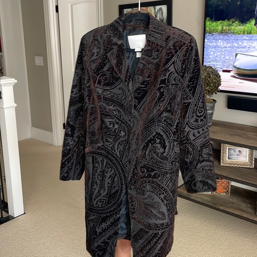 Parisian lightweight coat
